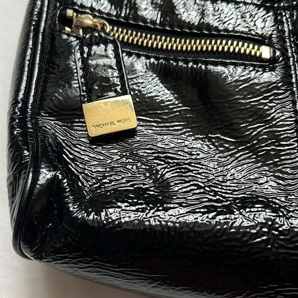 Michael Kors Layton Patent Leather Crossbody Bag - Picture 3 of 10